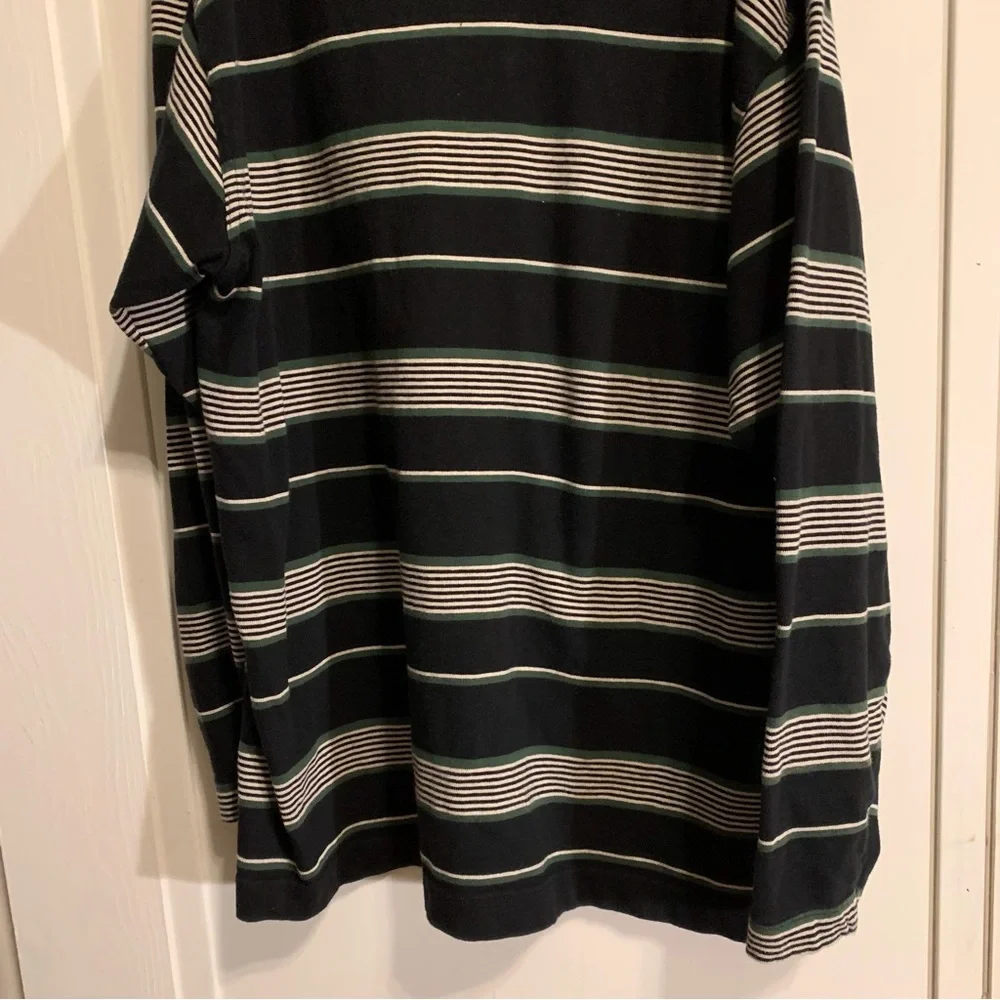Levis striped men’s v-neck cotton sweater size XL
